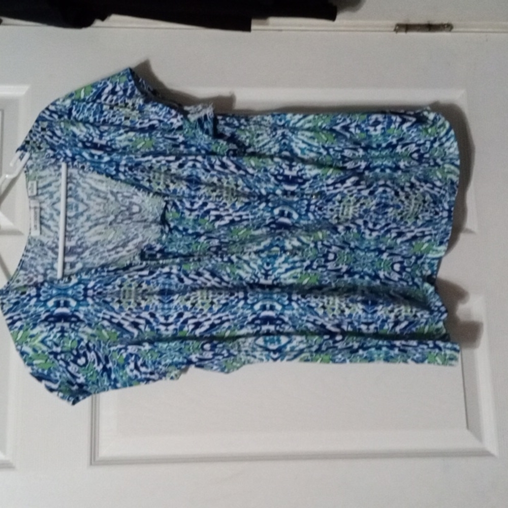 Blue/green patterned blouse